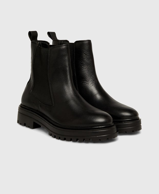 Chelsea Boots