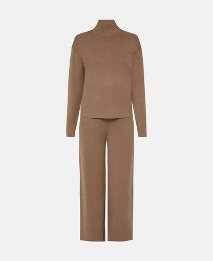 Set aus Pullover und Hose