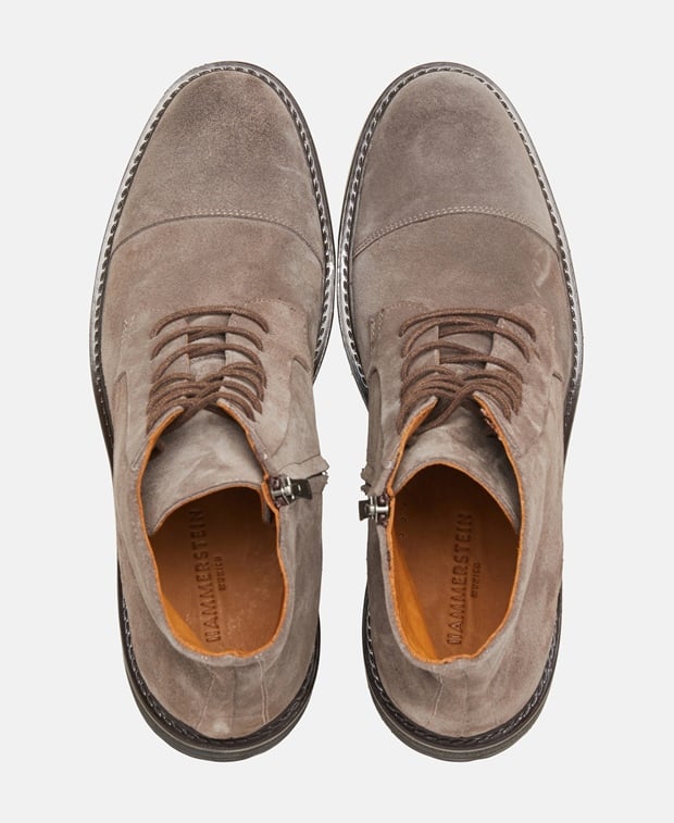 Schnürstiefeletten