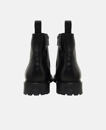 Schnürstiefeletten