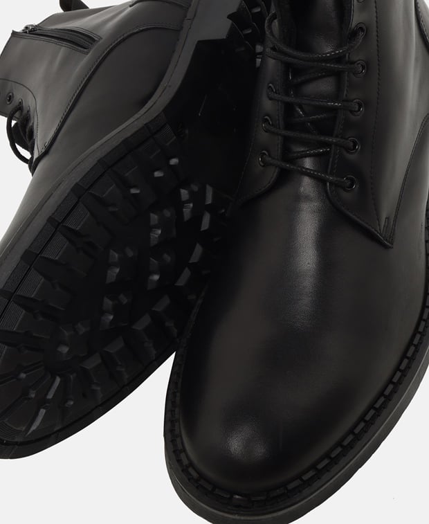 Schnürstiefeletten