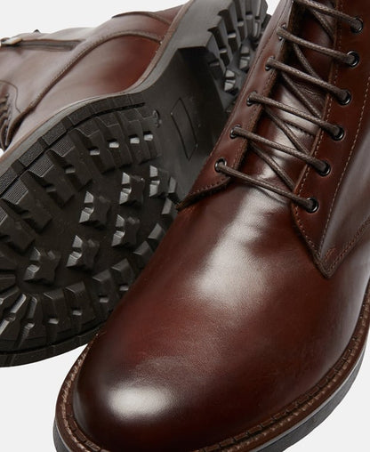 Schnürstiefeletten