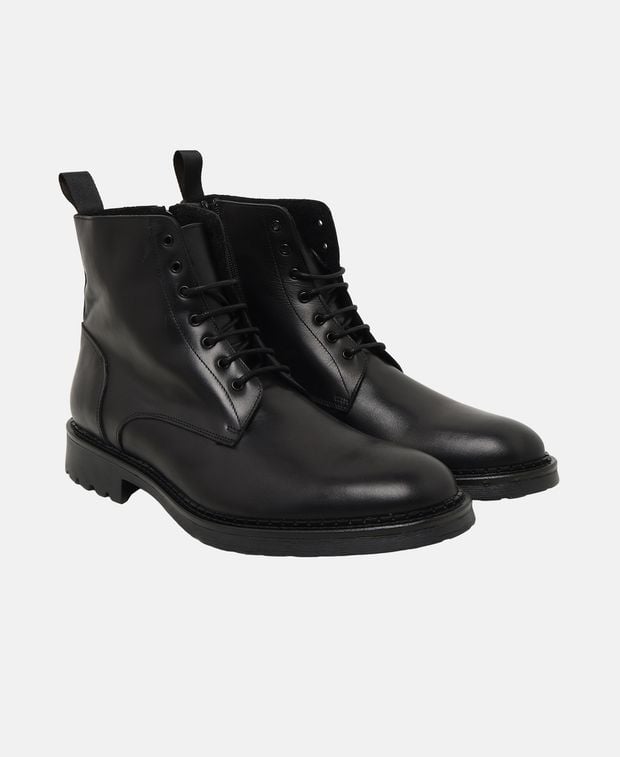 Schnürstiefeletten