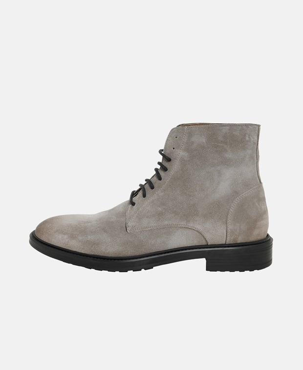 Schnürstiefeletten