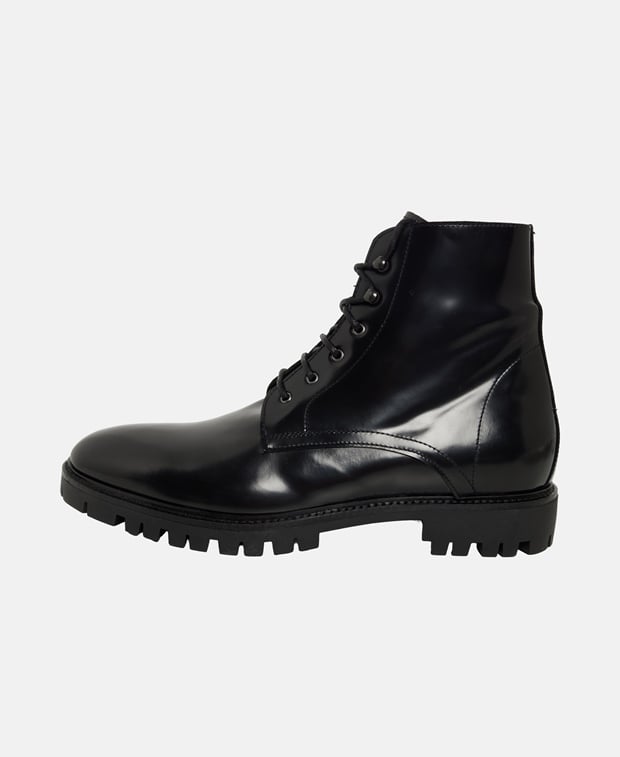 Schnürboots