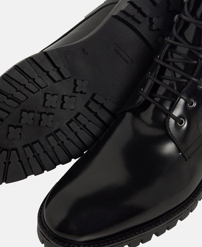 Schnürboots