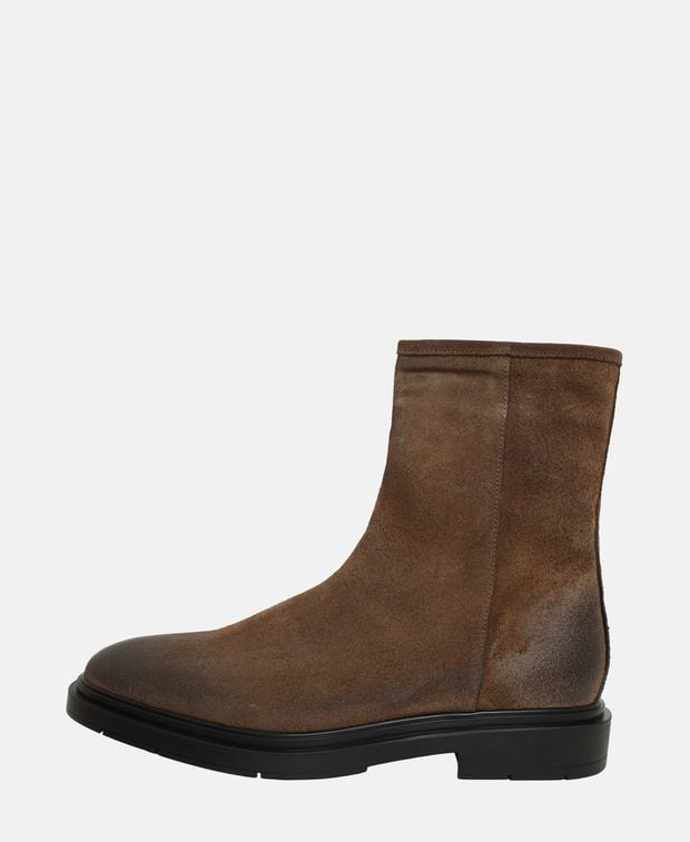 Chelsea Boots