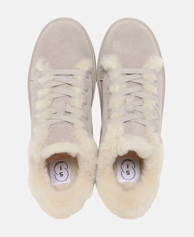 Sneaker