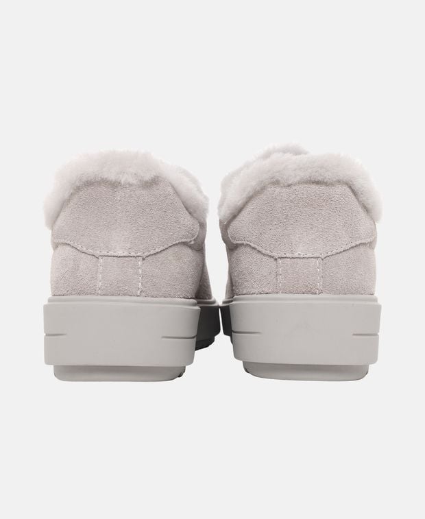 Sneaker
