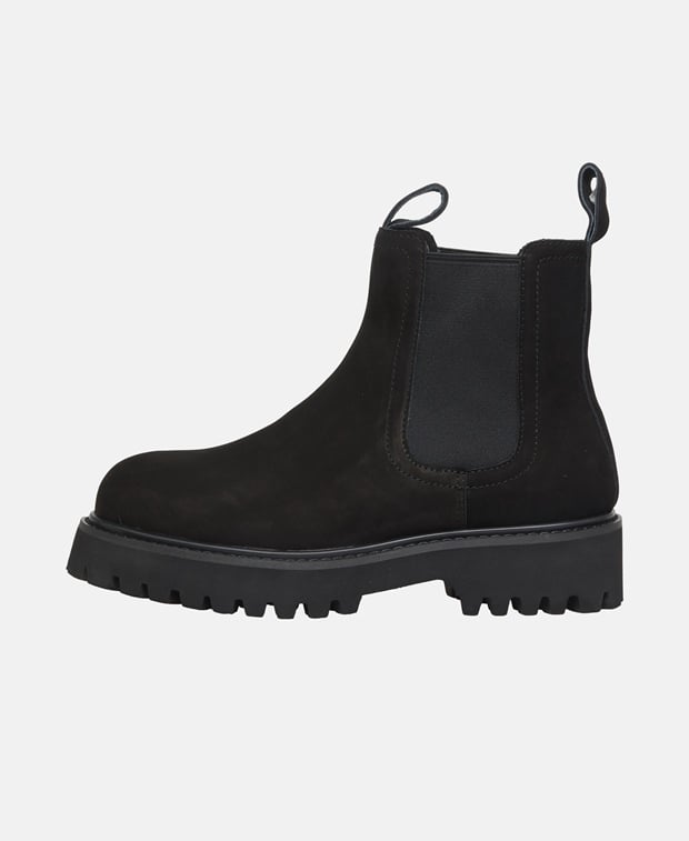 Chelsea Boots