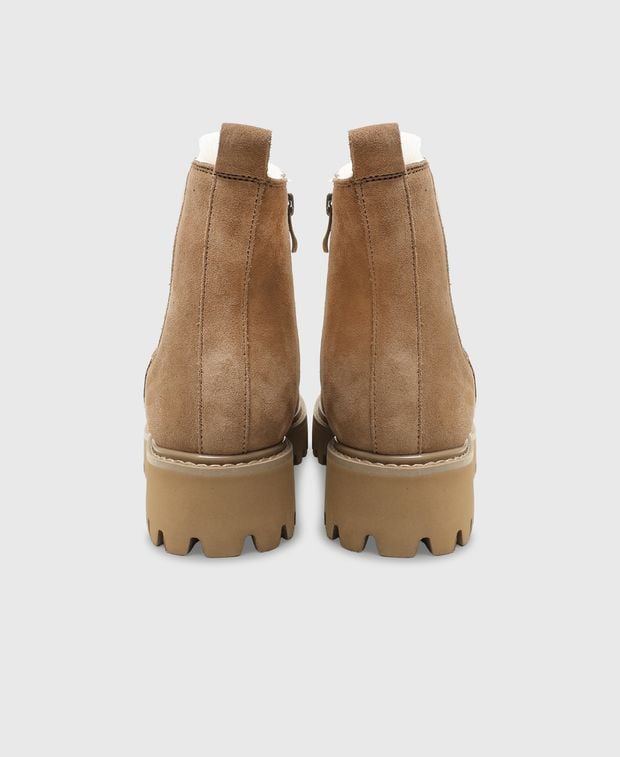 Chelsea Boots
