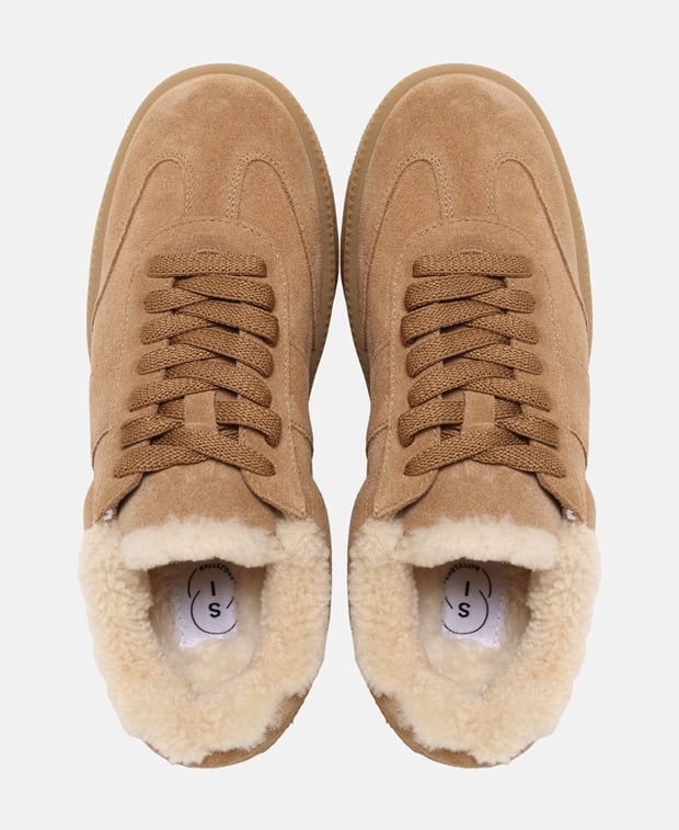 Sneaker