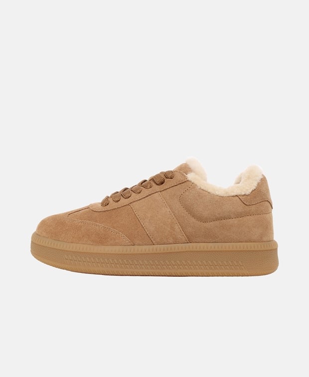 Sneaker