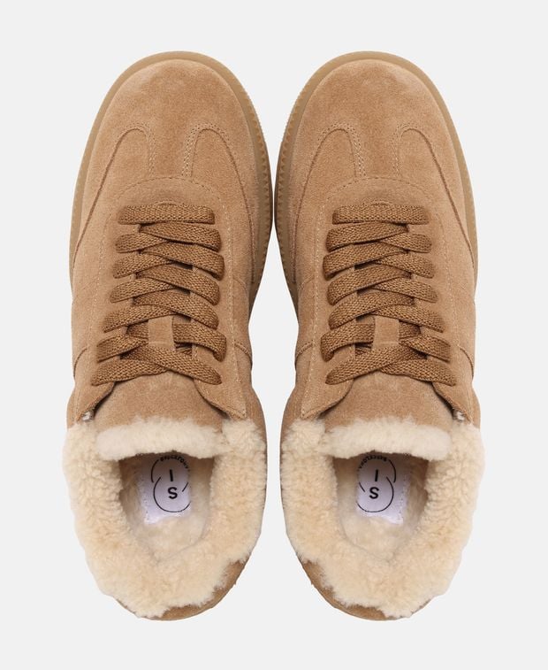 Sneaker