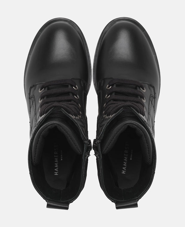 Schnürboots