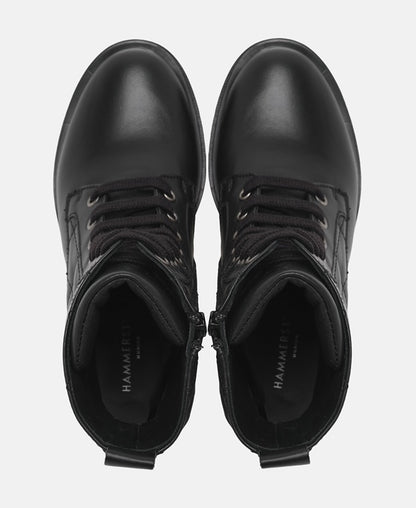 Schnürboots
