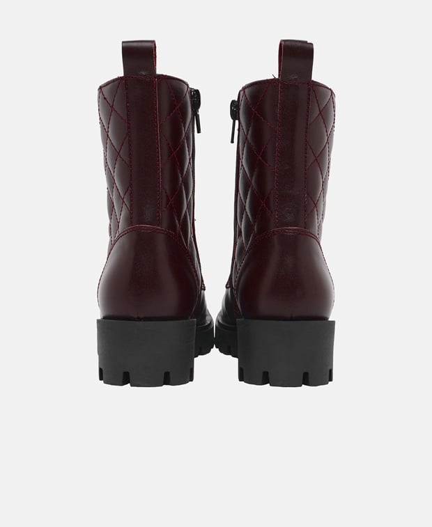 Schnürboots