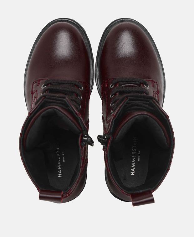 Schnürboots