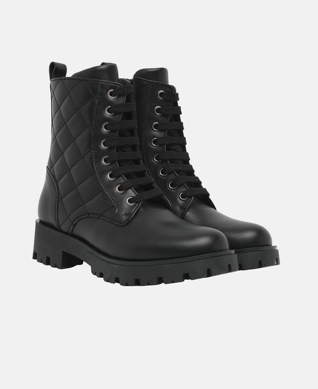 Schnürboots