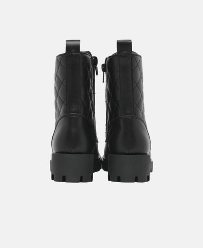 Schnürboots