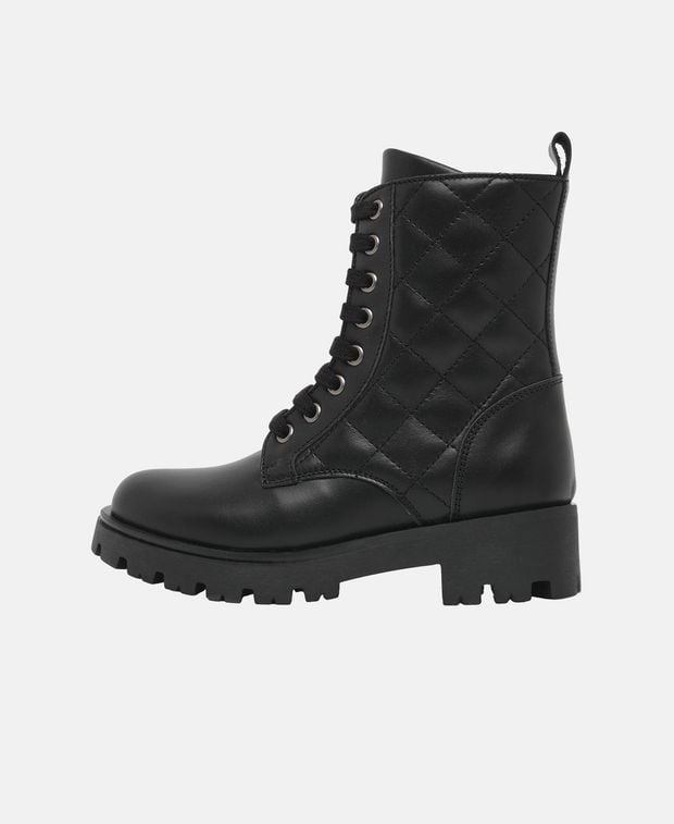 Schnürboots