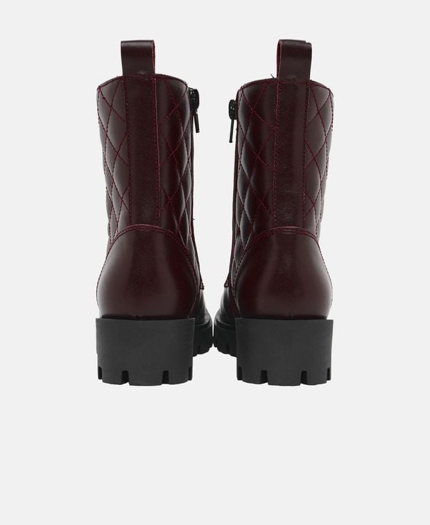 Schnürboots
