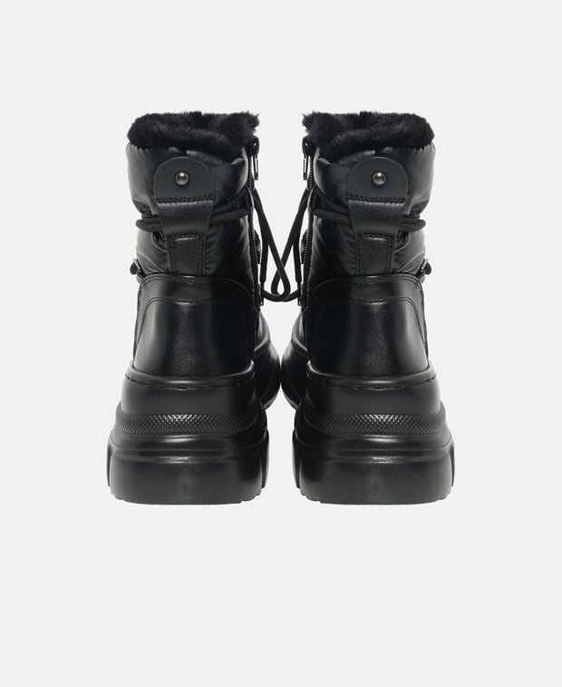 Schnürstiefeletten
