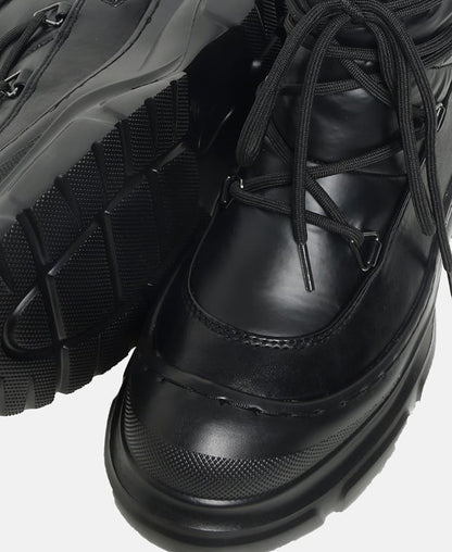 Schnürstiefeletten