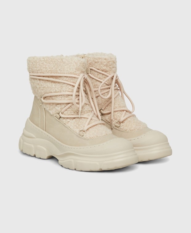 Overknee-Stiefel