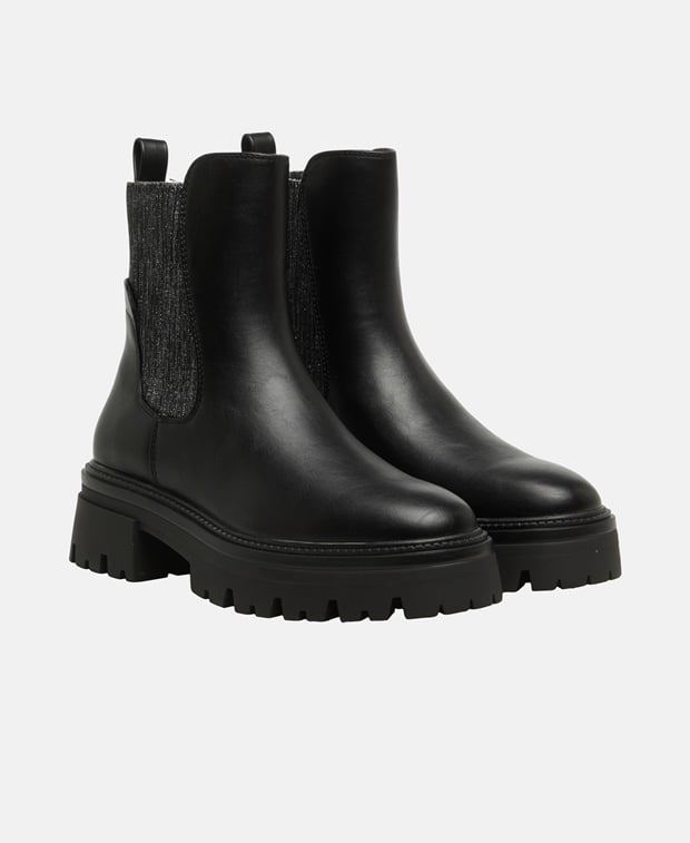 Chelsea Boots