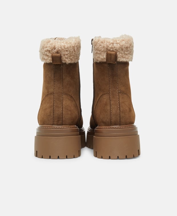 Schnürstiefeletten