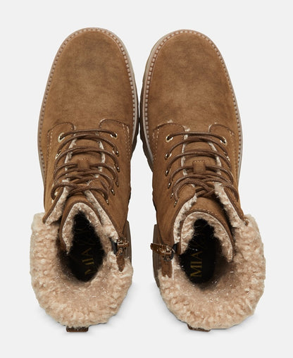 Schnürstiefeletten