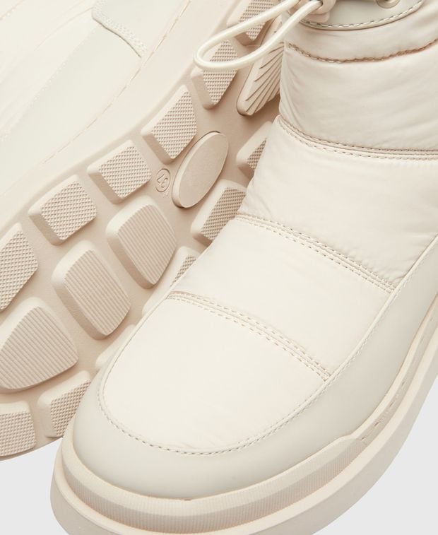 Schneestiefel