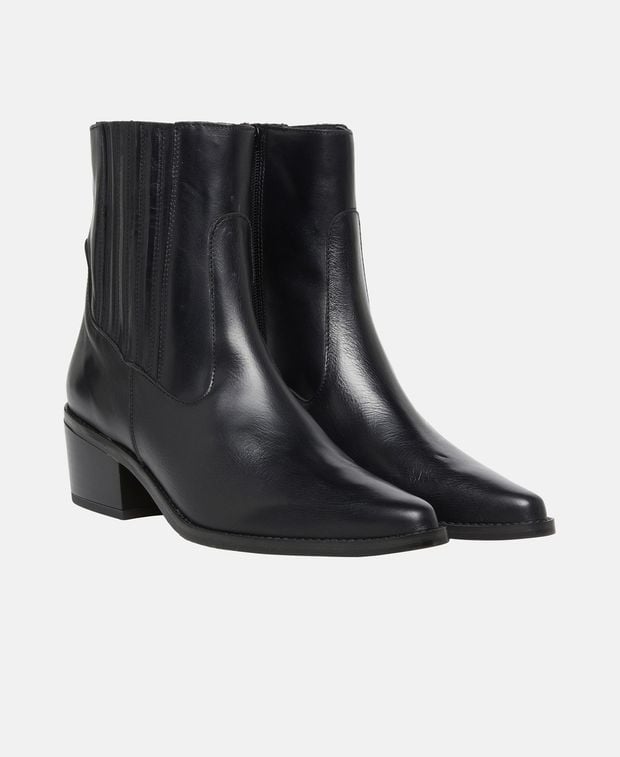 Chelsea Boots