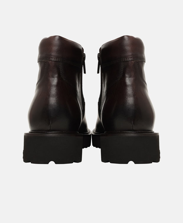 Schnürstiefeletten