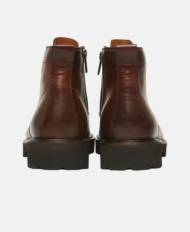 Schnürstiefeletten