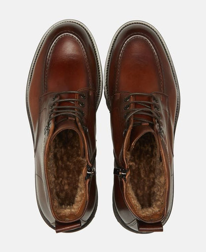 Schnürstiefeletten