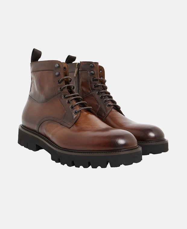 Schnürboots