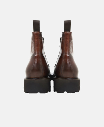 Schnürboots