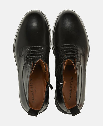 Schnürboots
