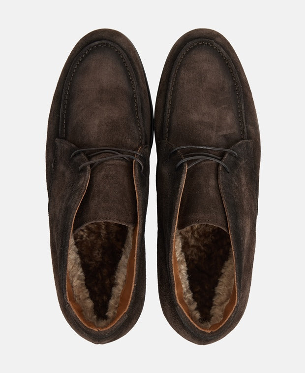Schnürschuhe