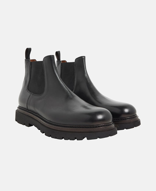 Chelsea Boots