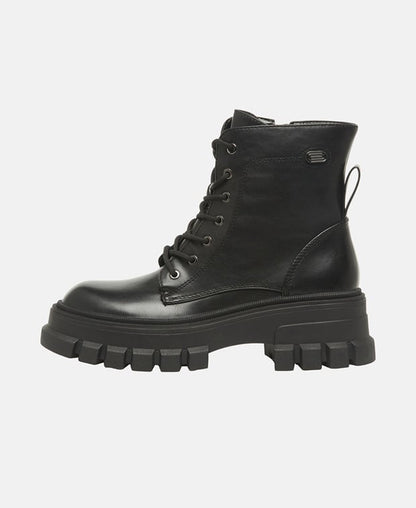 Schnürstiefeletten