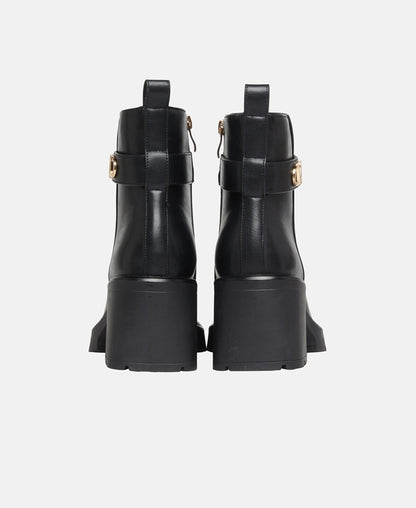 Stiefeletten