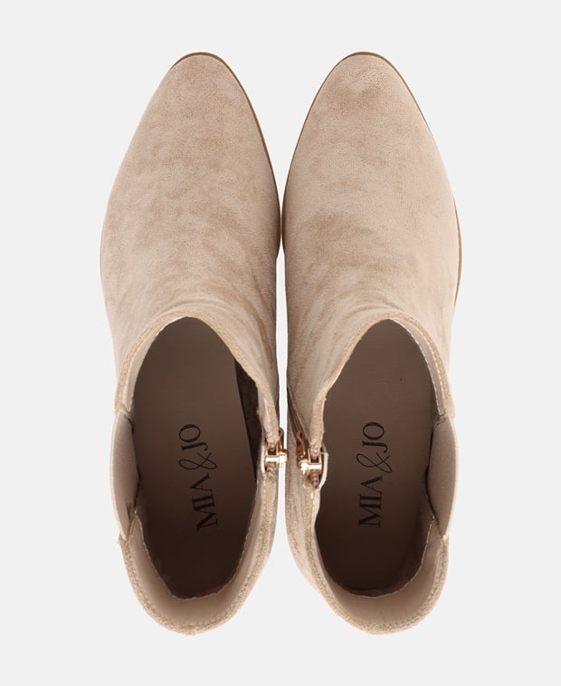 Chelsea Boots