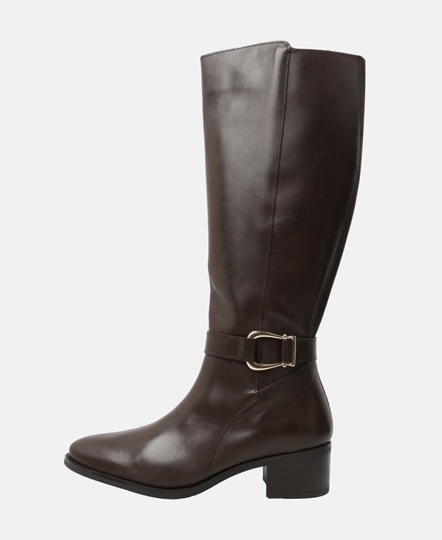 Wadenhohe Stiefel