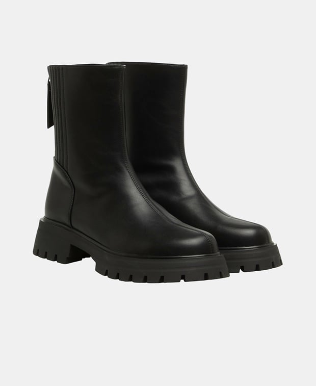 Chelsea Boots