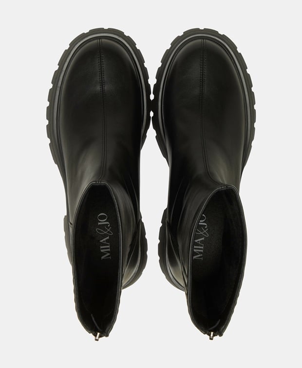 Chelsea Boots