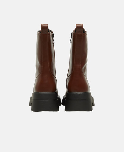 Schnürstiefeletten