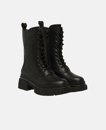 Schnürstiefeletten